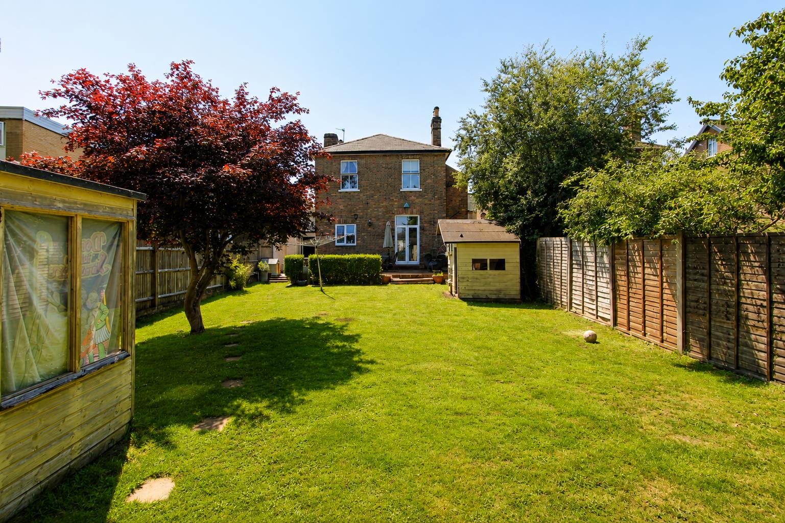 Ross Road, Wallington